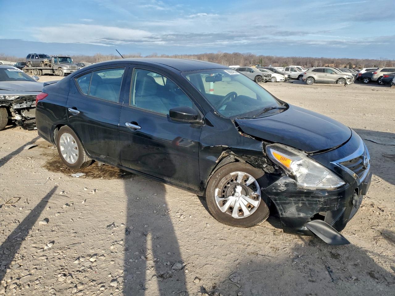 2018 NISSAN VERSA S photo 7