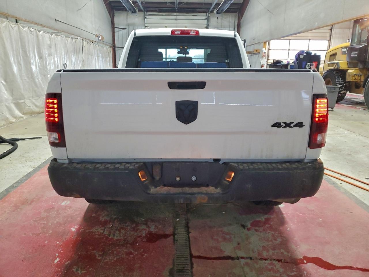 2022 RAM 1500 CLASSIC SLT photo 6