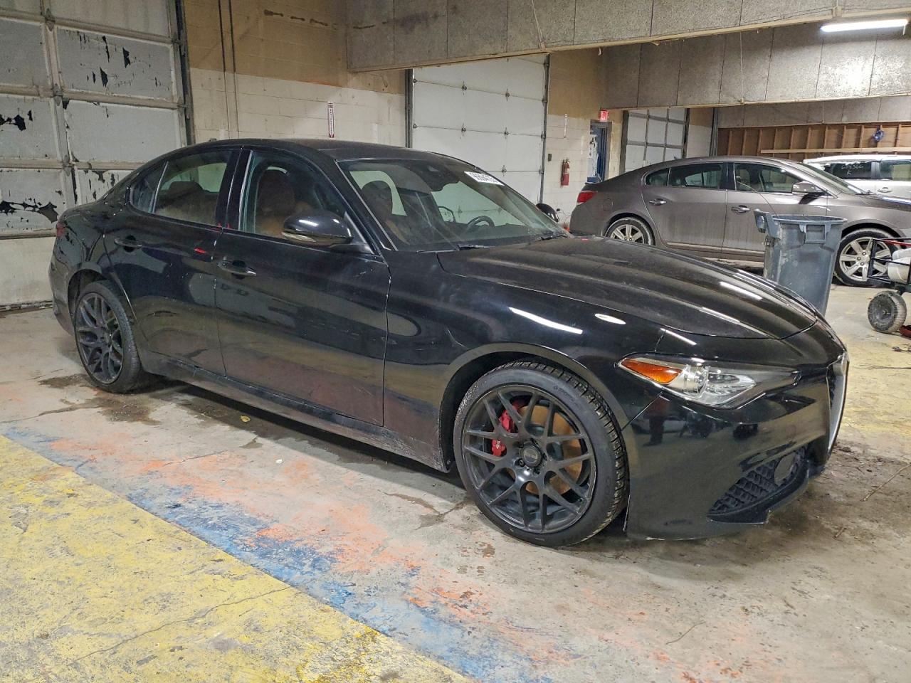 2019 ALFA ROMEO GIULIA TI photo 4