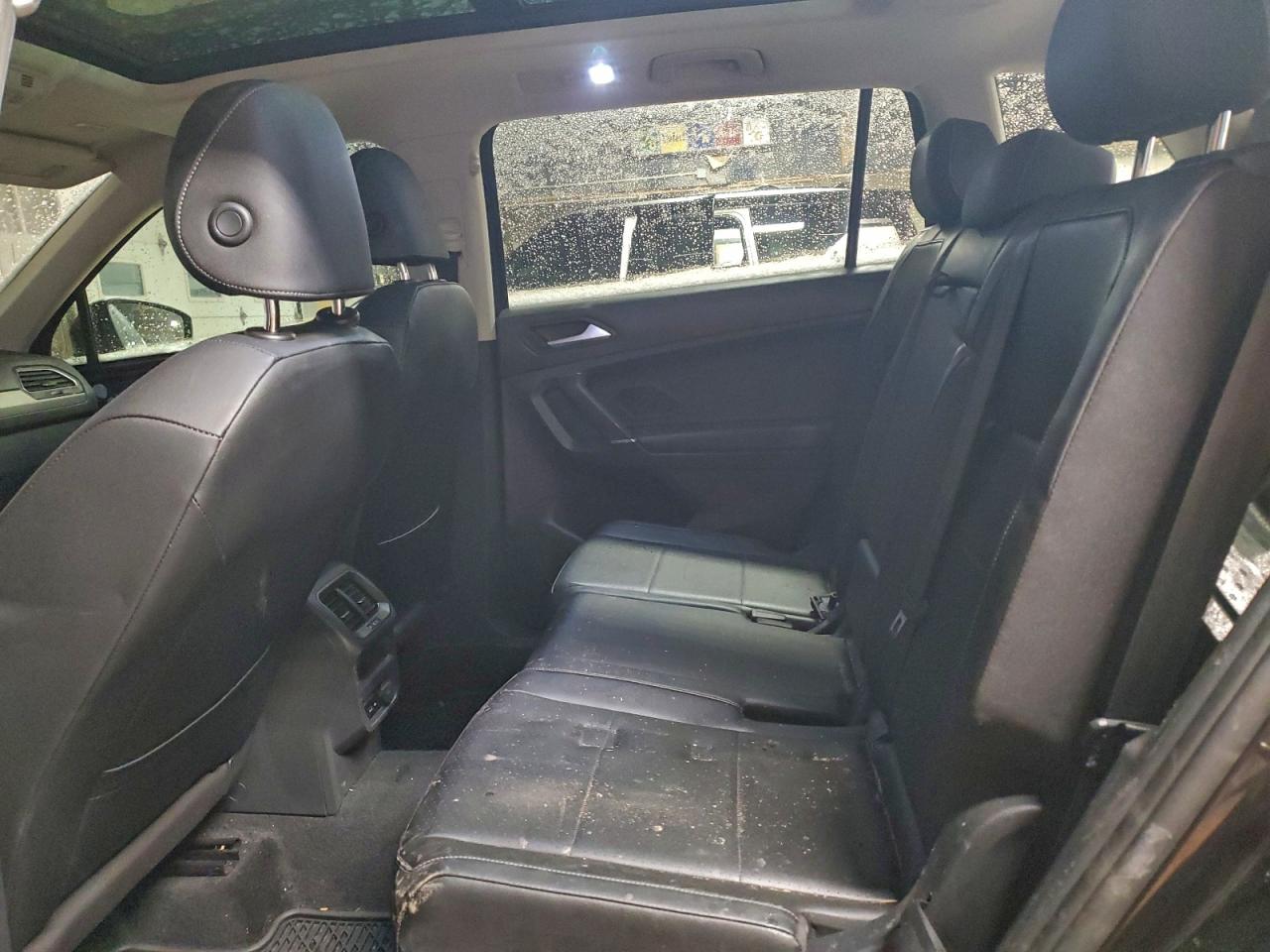2020 VOLKSWAGEN TIGUAN SE photo 10