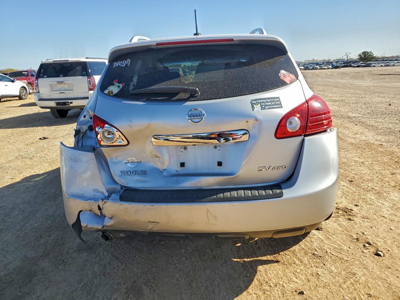 2011 NISSAN ROGUE photo 6