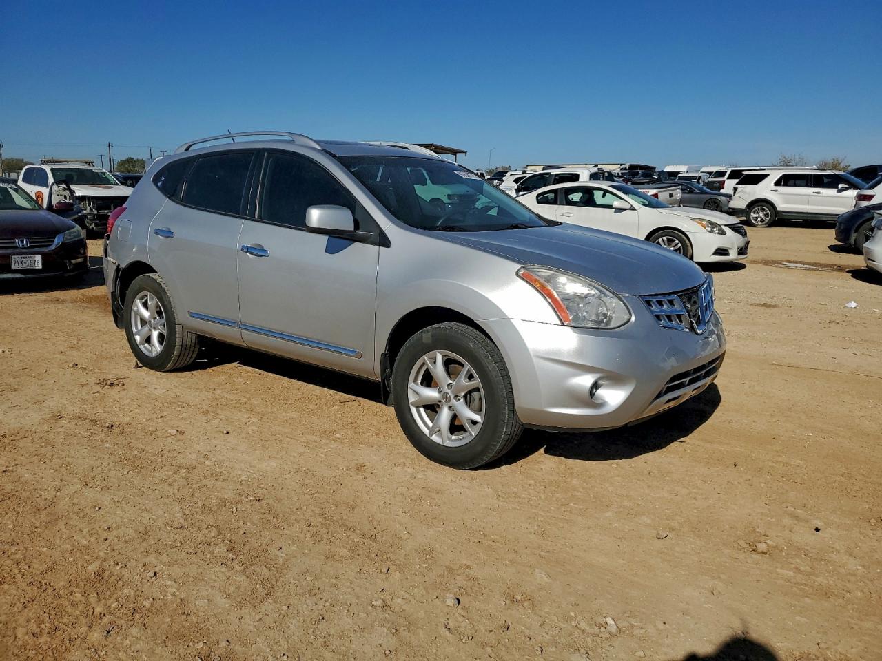 2011 NISSAN ROGUE photo 4