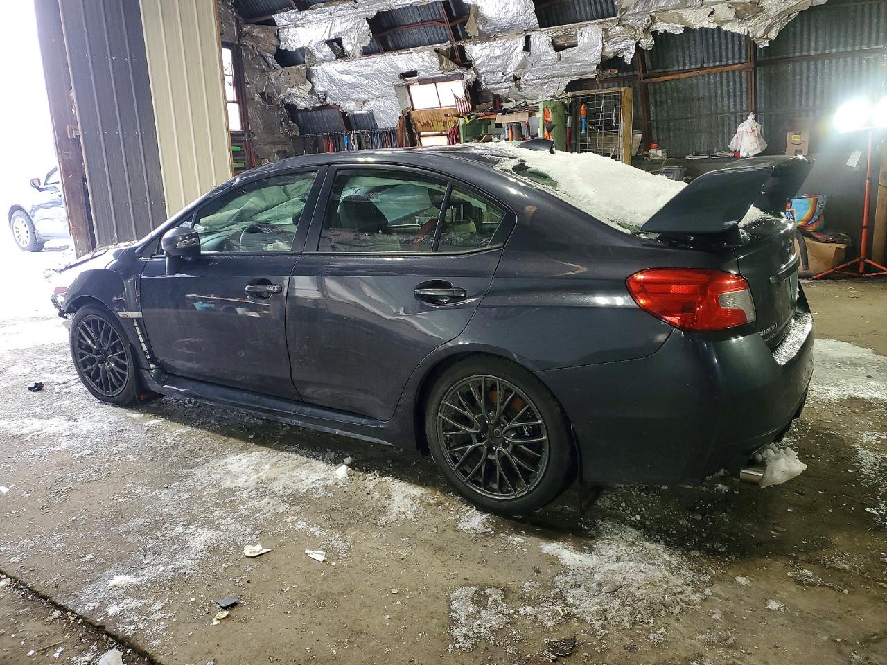 2016 SUBARU WRX STI photo 2