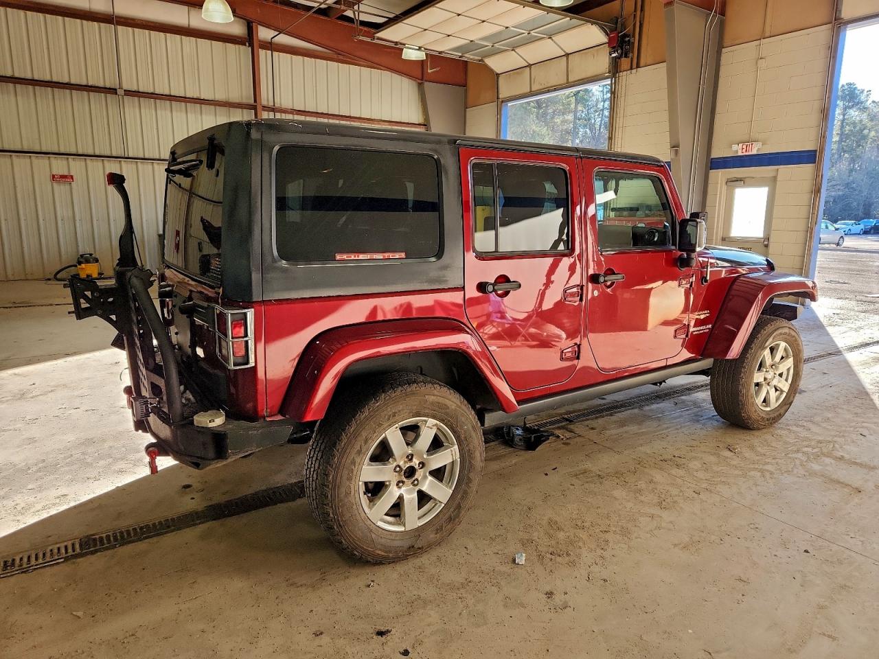 2012 JEEP WRANGLER UNLIMITED SAHARA photo 3