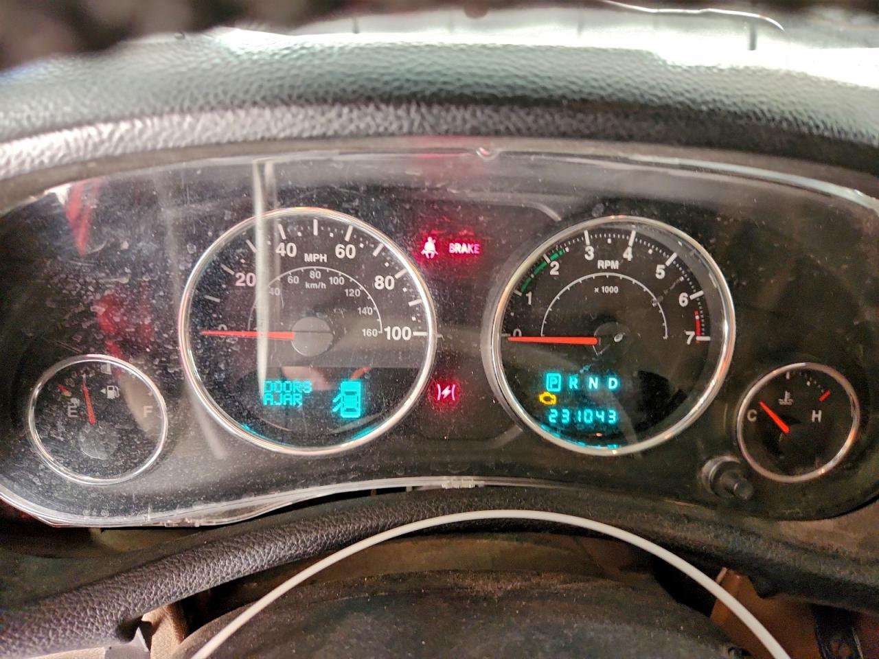 2012 JEEP WRANGLER UNLIMITED SAHARA photo 9