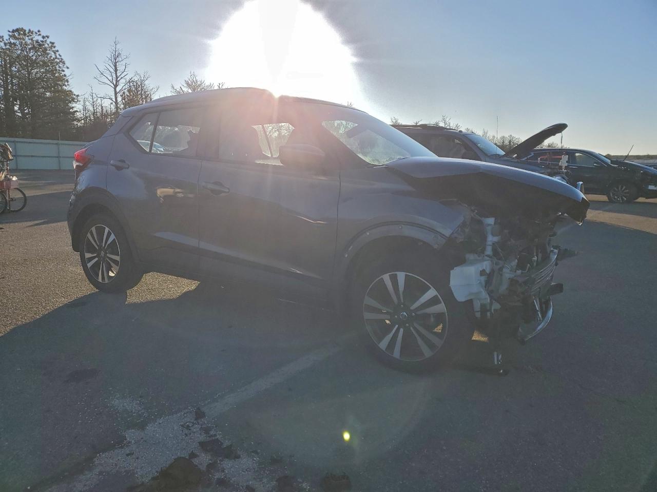 2019 NISSAN KICKS S photo 4