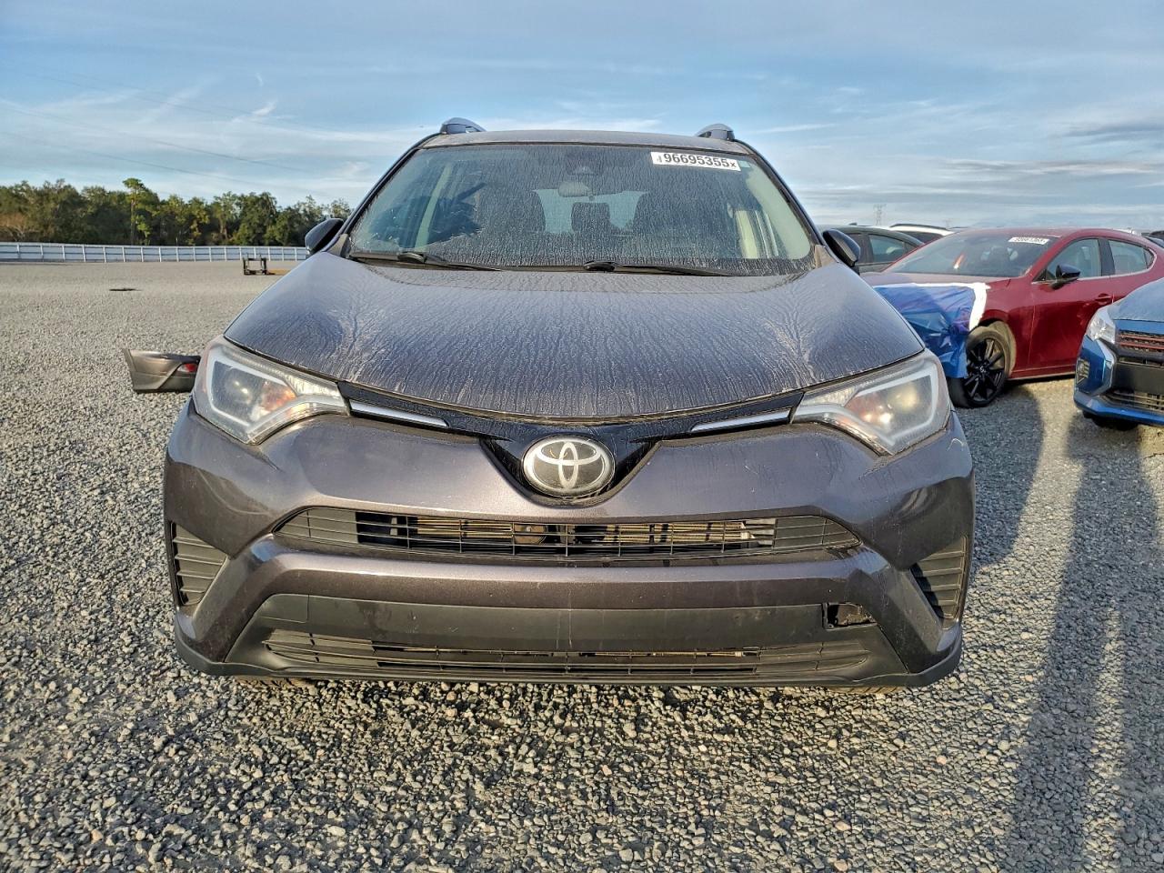 2017 TOYOTA RAV4 photo 5