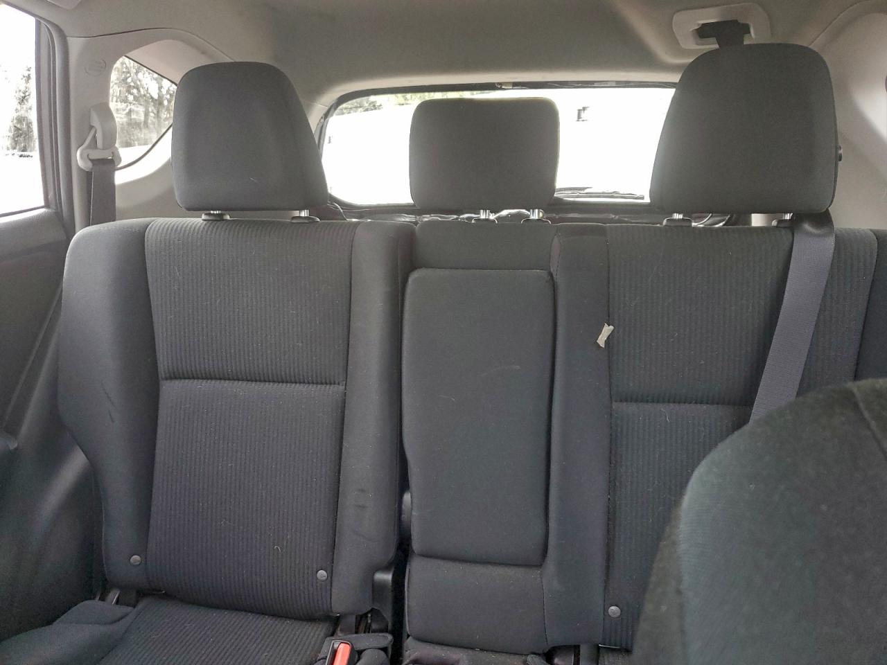 2017 TOYOTA RAV4 photo 10