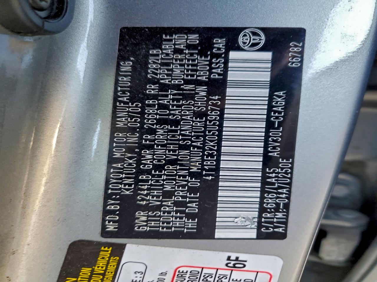 2005 TOYOTA CAMRY LE photo 12
