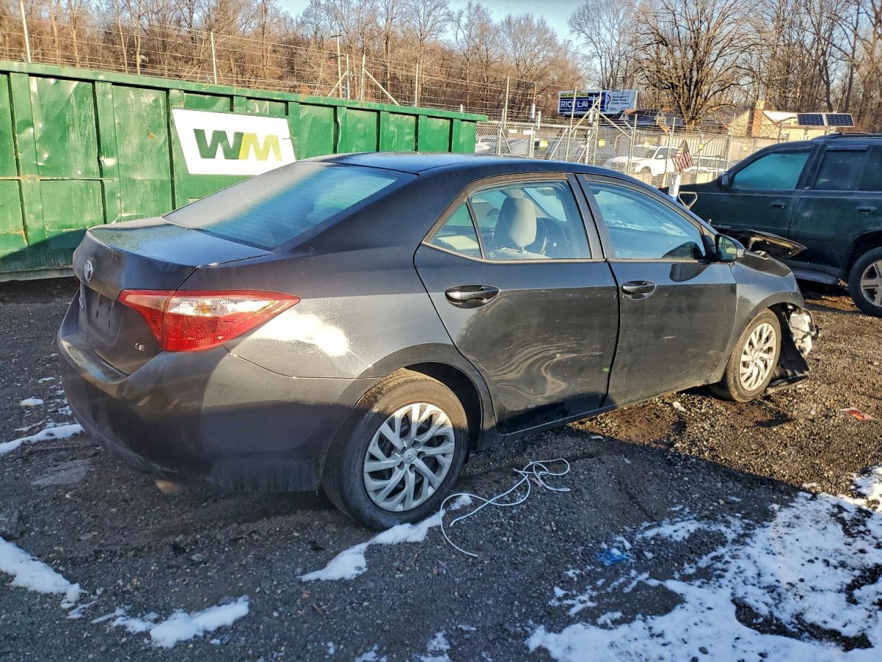 2019 TOYOTA COROLLA L photo 3