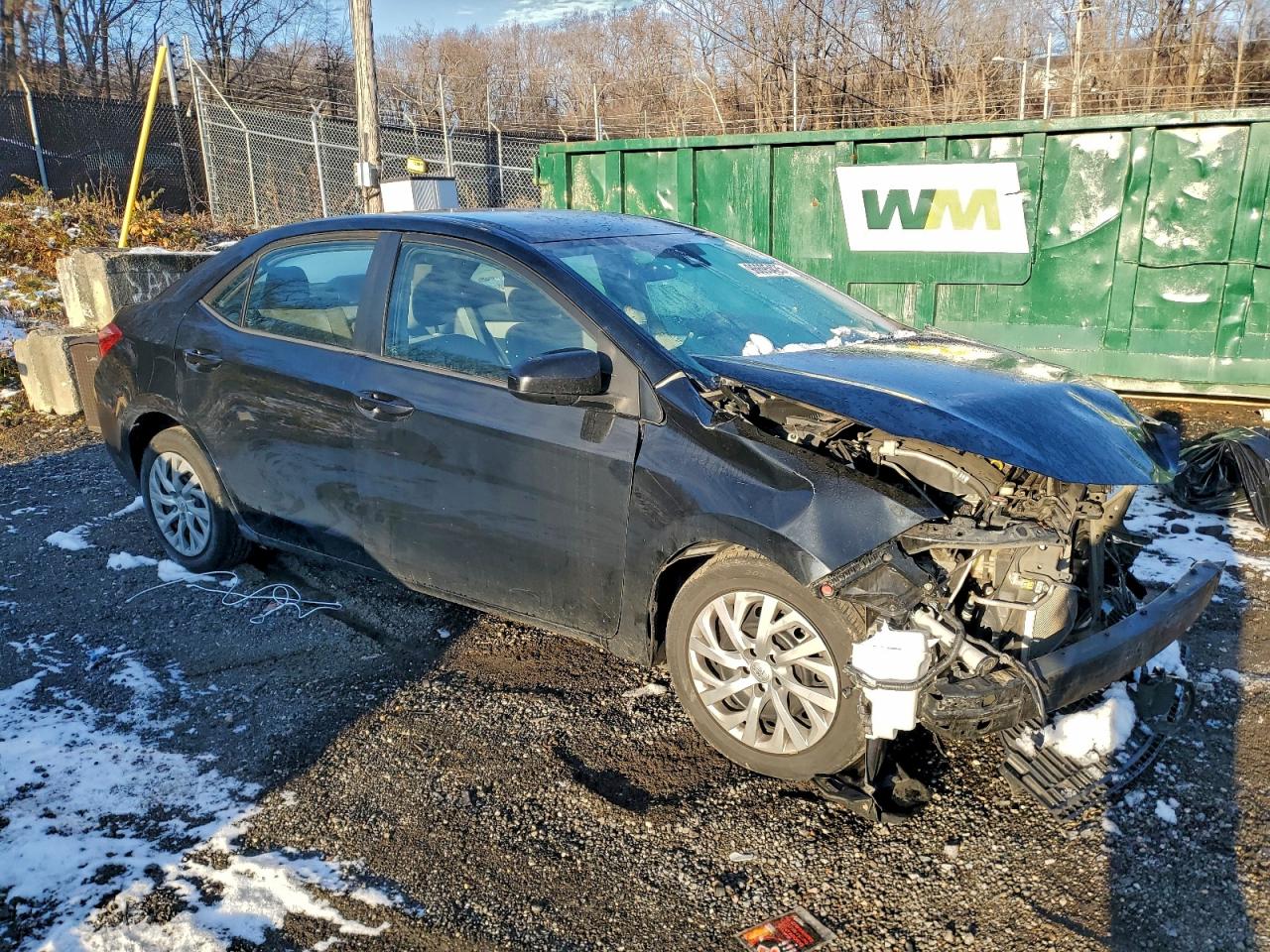 2019 TOYOTA COROLLA L photo 4