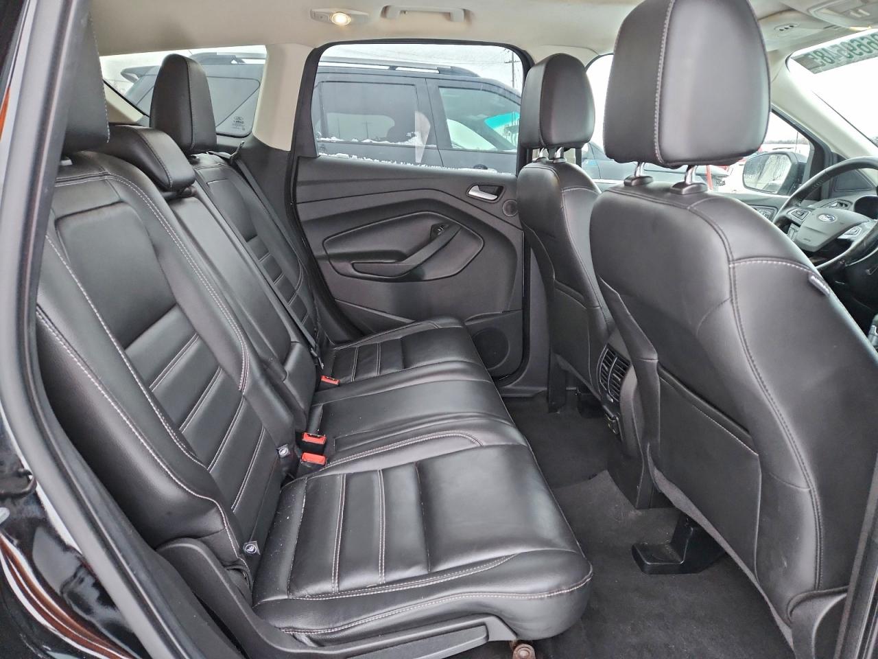 2017 FORD ESCAPE TITANIUM photo 11
