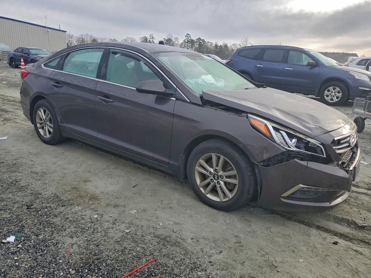 2015 HYUNDAI SONATA SE photo 4