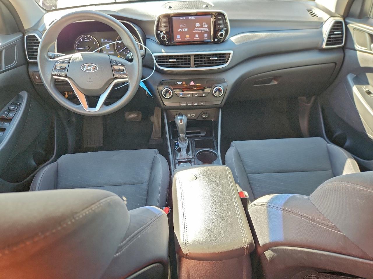 2019 HYUNDAI TUCSON SE photo 8