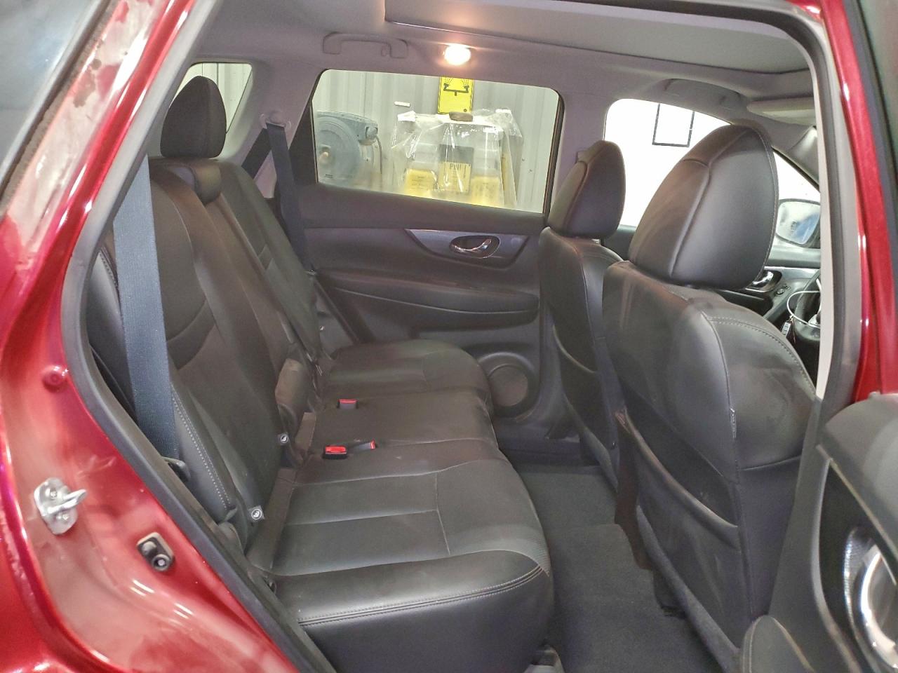 2016 NISSAN ROGUE S photo 11