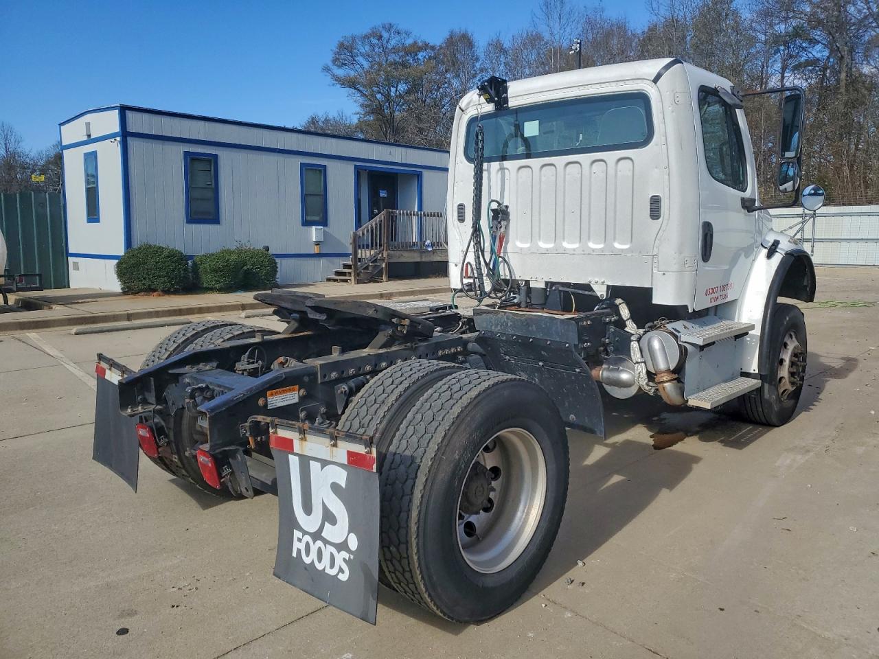 2016 FREIGHTLINER M2 106 MED photo 4