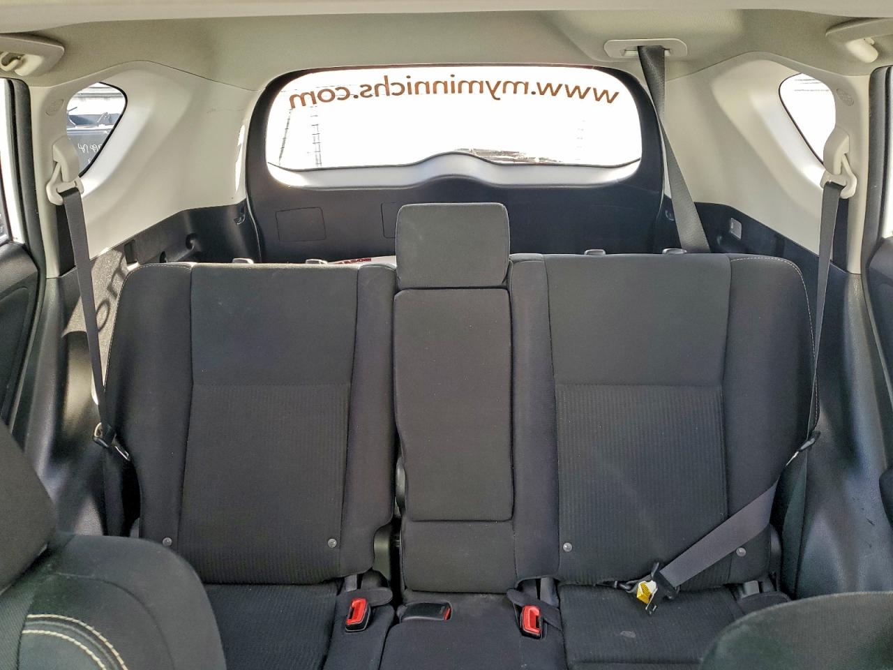2015 TOYOTA RAV4 XLE photo 10