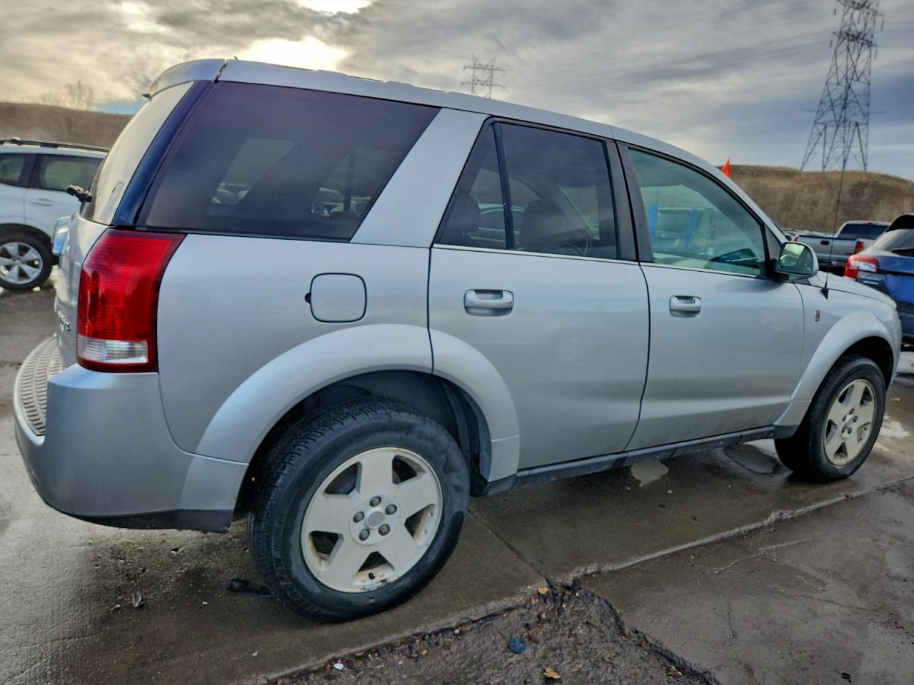 2006 SATURN VUE photo 3