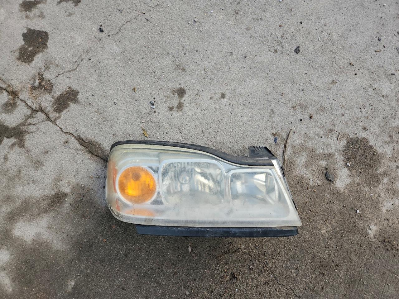 2006 SATURN VUE photo 13