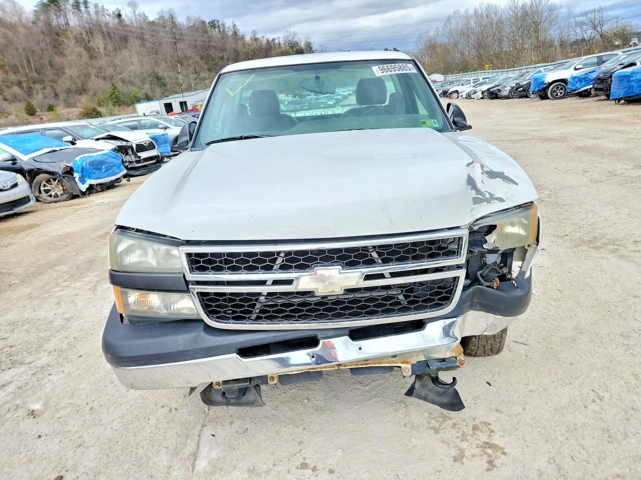 2006 CHEVROLET SILVERADO C1500 photo 5