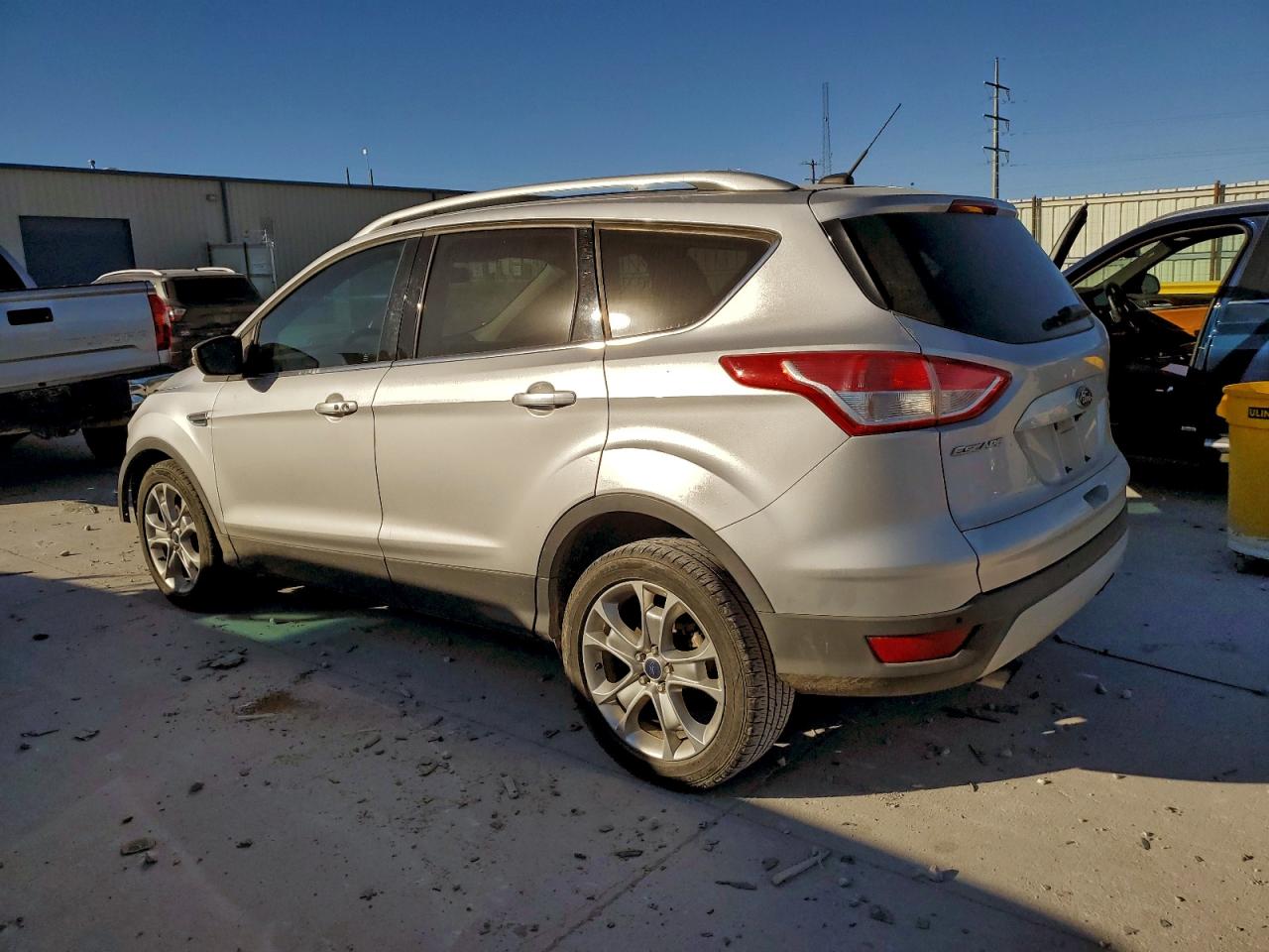 2015 FORD ESCAPE TITANIUM photo 2