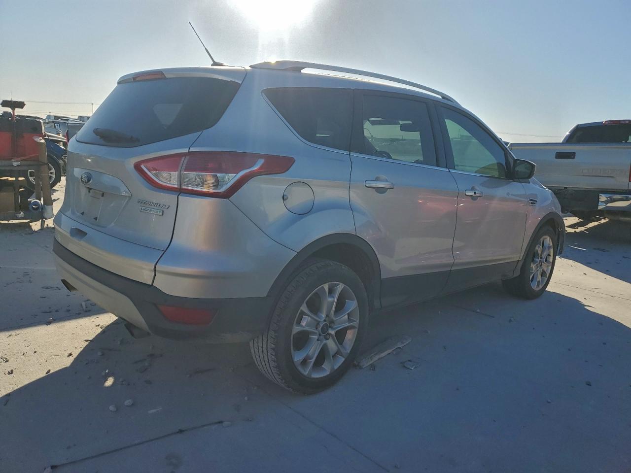 2015 FORD ESCAPE TITANIUM photo 3