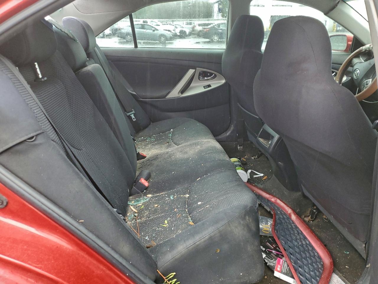 2011 TOYOTA CAMRY BASE photo 10