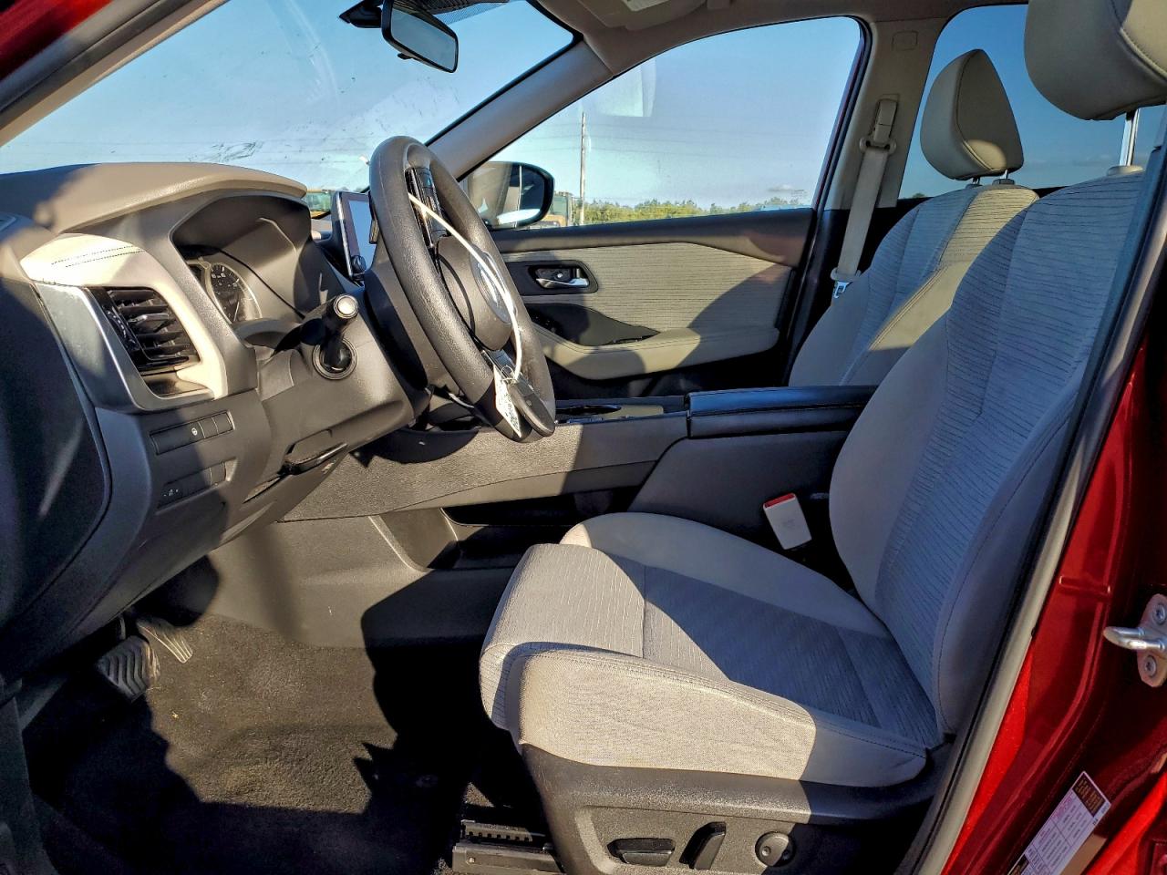 2021 NISSAN ROGUE SV photo 7