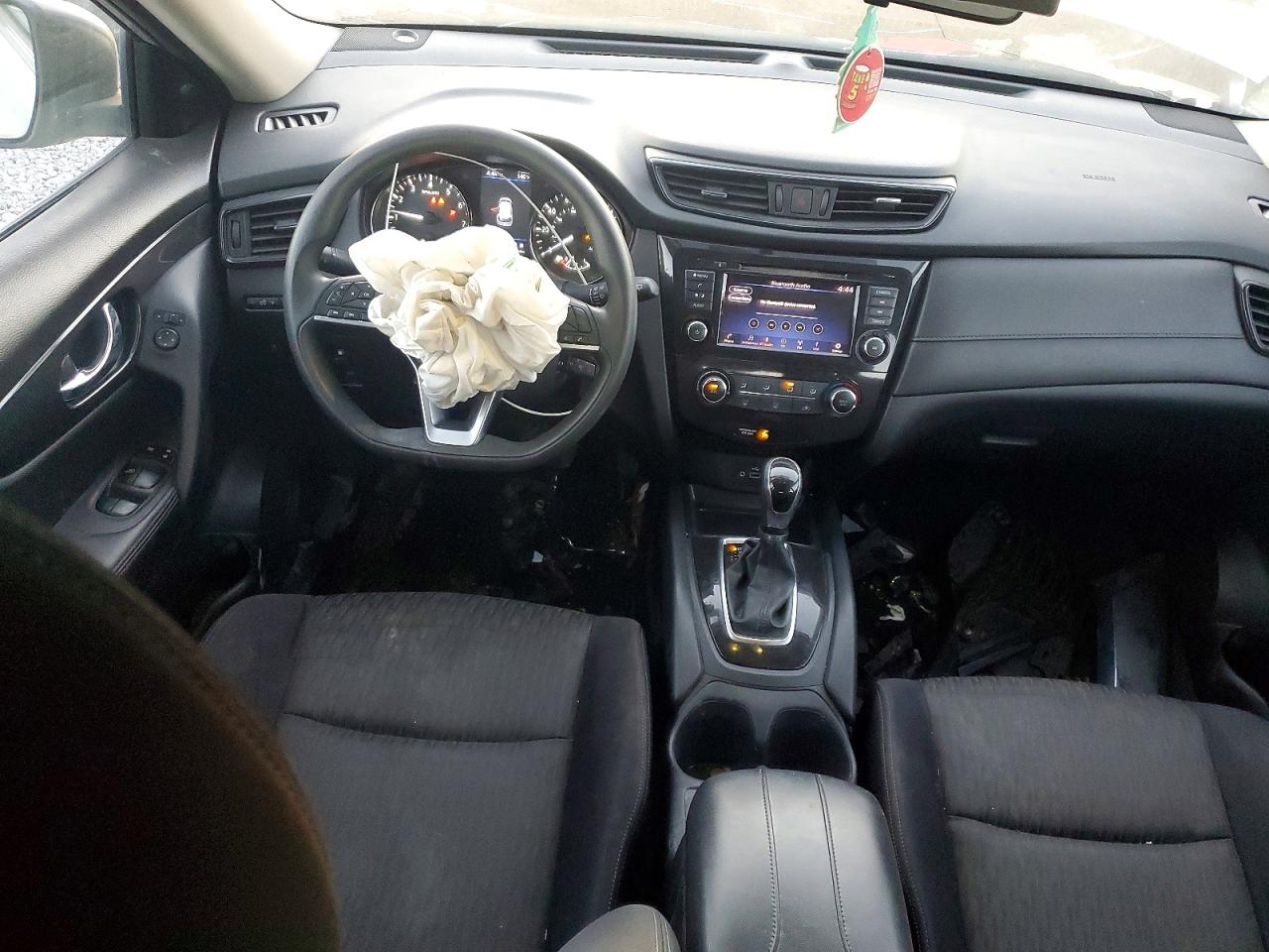 2018 NISSAN ROGUE S photo 8