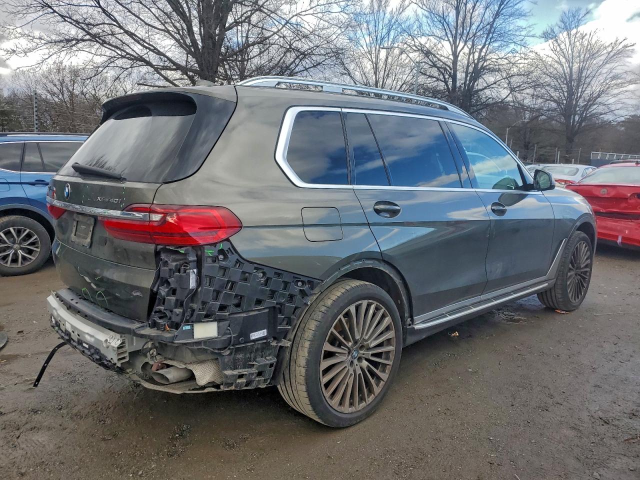 2021 BMW X7 XDRIVE40I photo 3