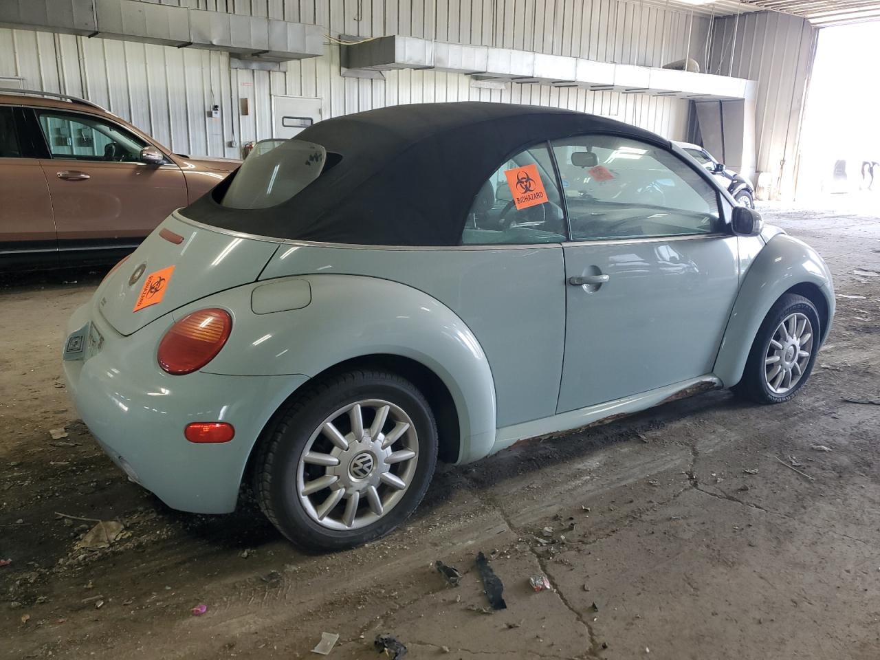 2005 VOLKSWAGEN NEW BEETLE GLS photo 3
