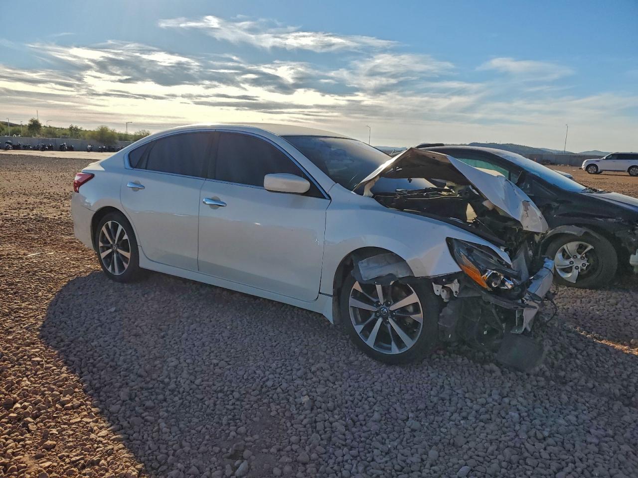 2016 NISSAN ALTIMA 2.5 photo 4