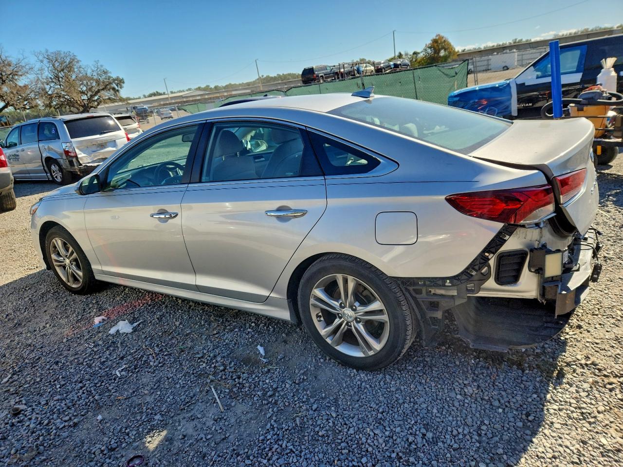 2018 HYUNDAI SONATA SPORT photo 2