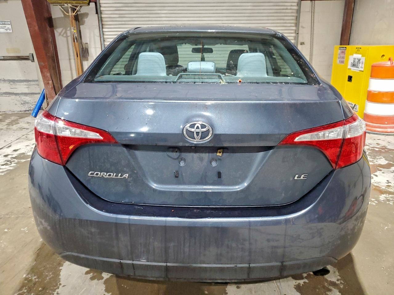 2016 TOYOTA COROLLA LE photo 11