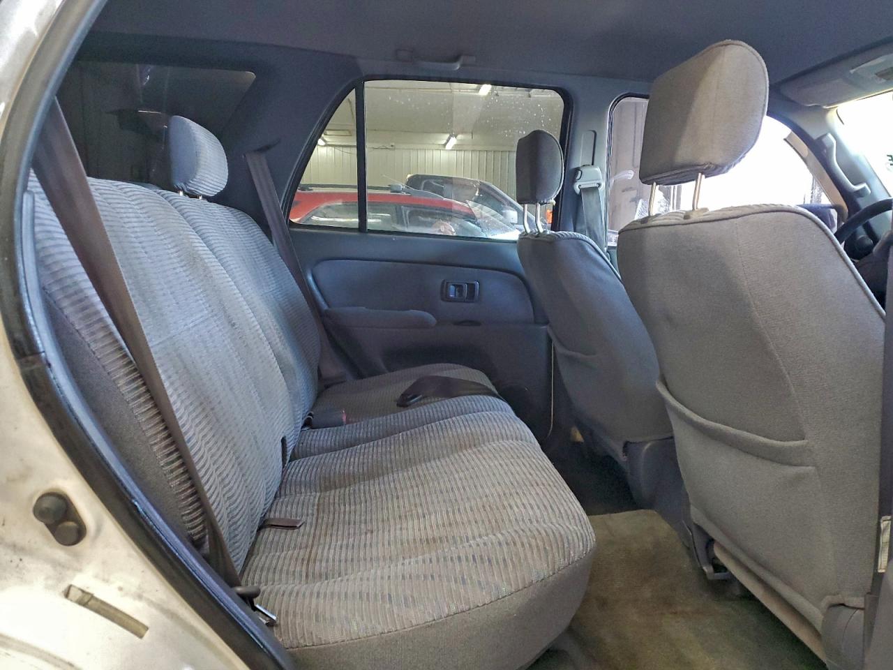 1998 TOYOTA 4RUNNER SR5 photo 11