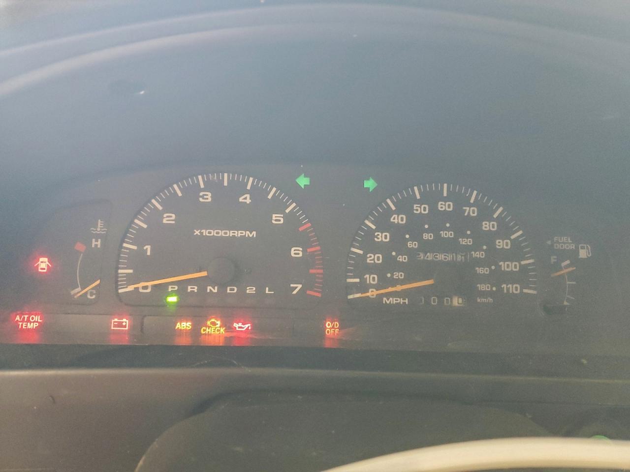 1998 TOYOTA 4RUNNER SR5 photo 9