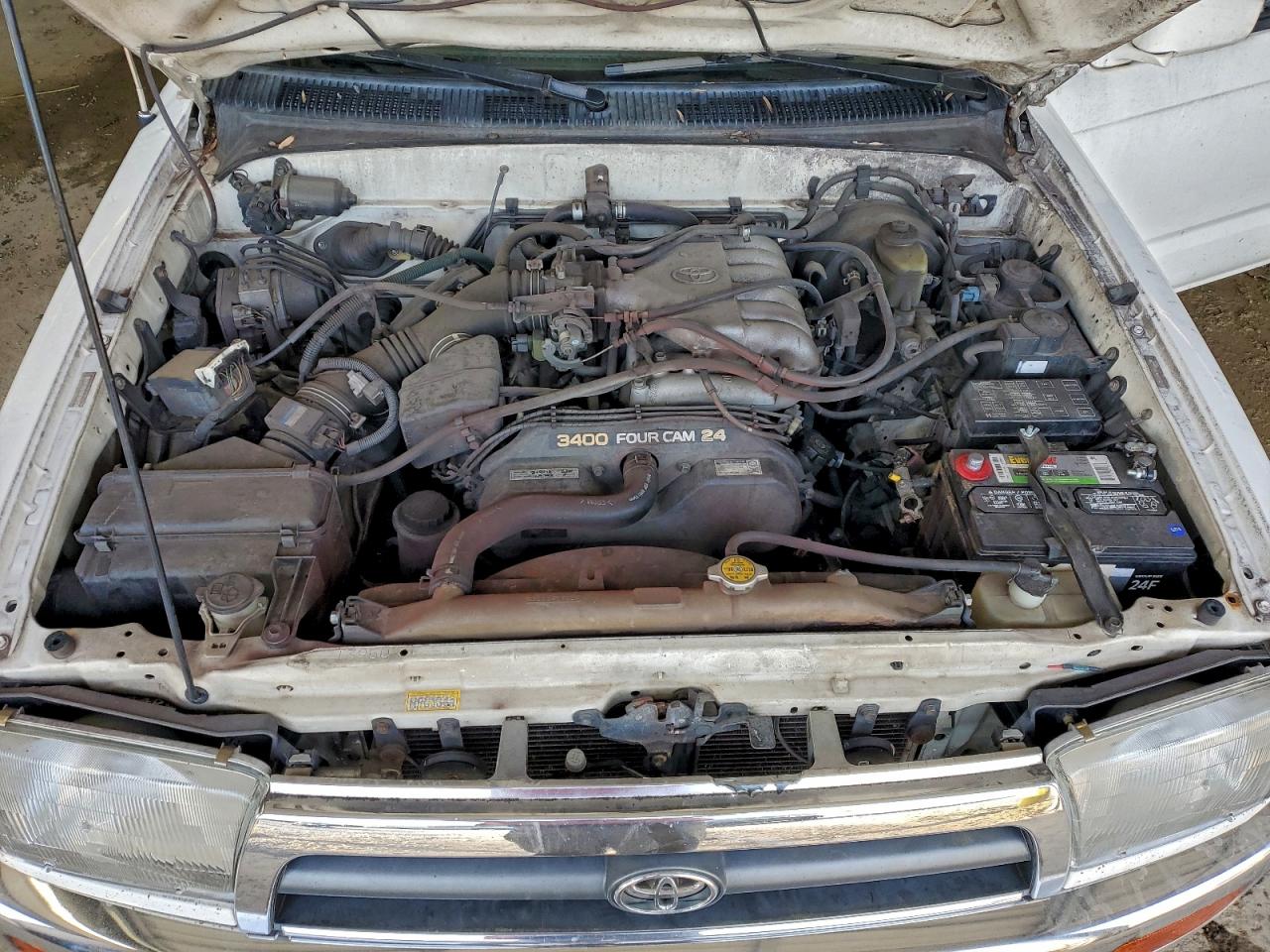 1998 TOYOTA 4RUNNER SR5 photo 12
