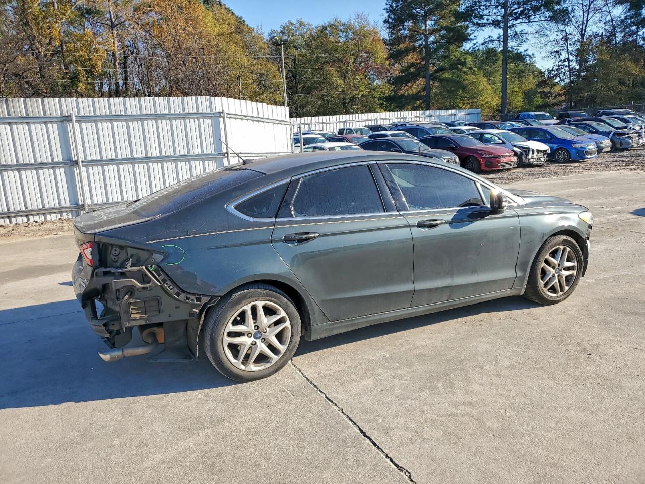 2015 FORD FUSION SE photo 3
