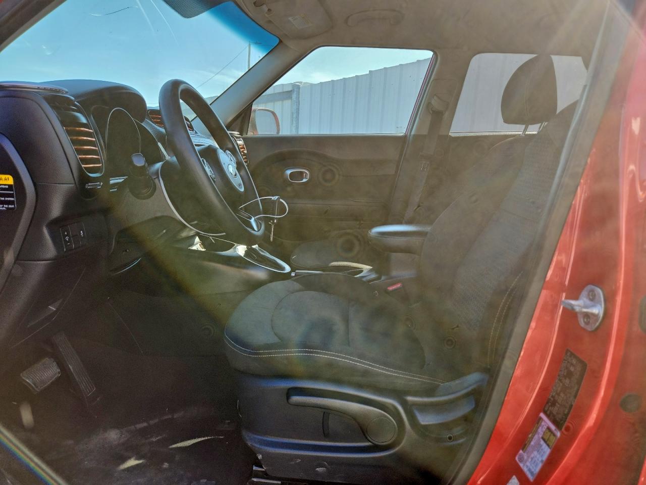 2016 KIA SOUL + photo 7