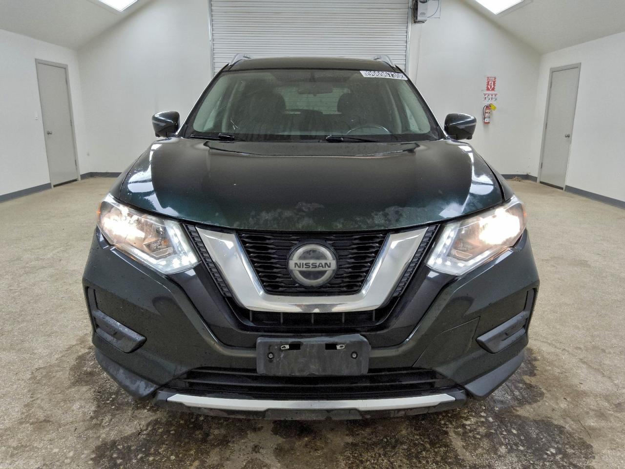 2018 NISSAN ROGUE S photo 5