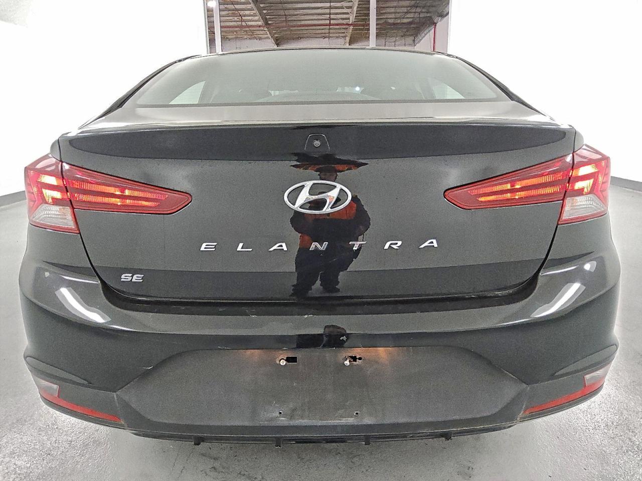 2020 HYUNDAI ELANTRA SE photo 6