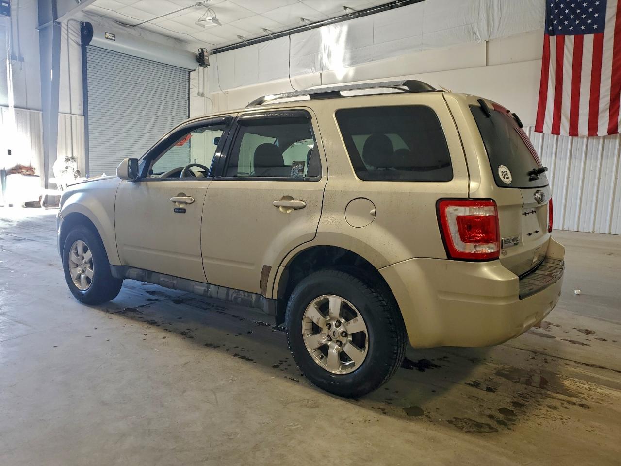 2011 FORD ESCAPE LIMITED photo 2