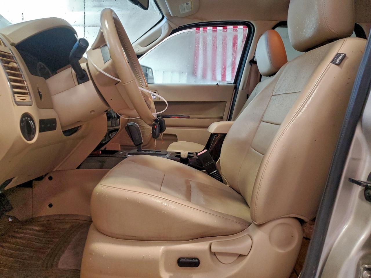 2011 FORD ESCAPE LIMITED photo 7