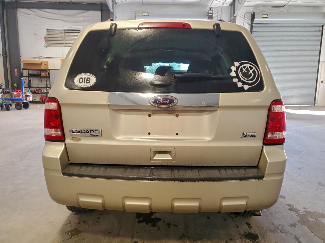 2011 FORD ESCAPE LIMITED photo 6