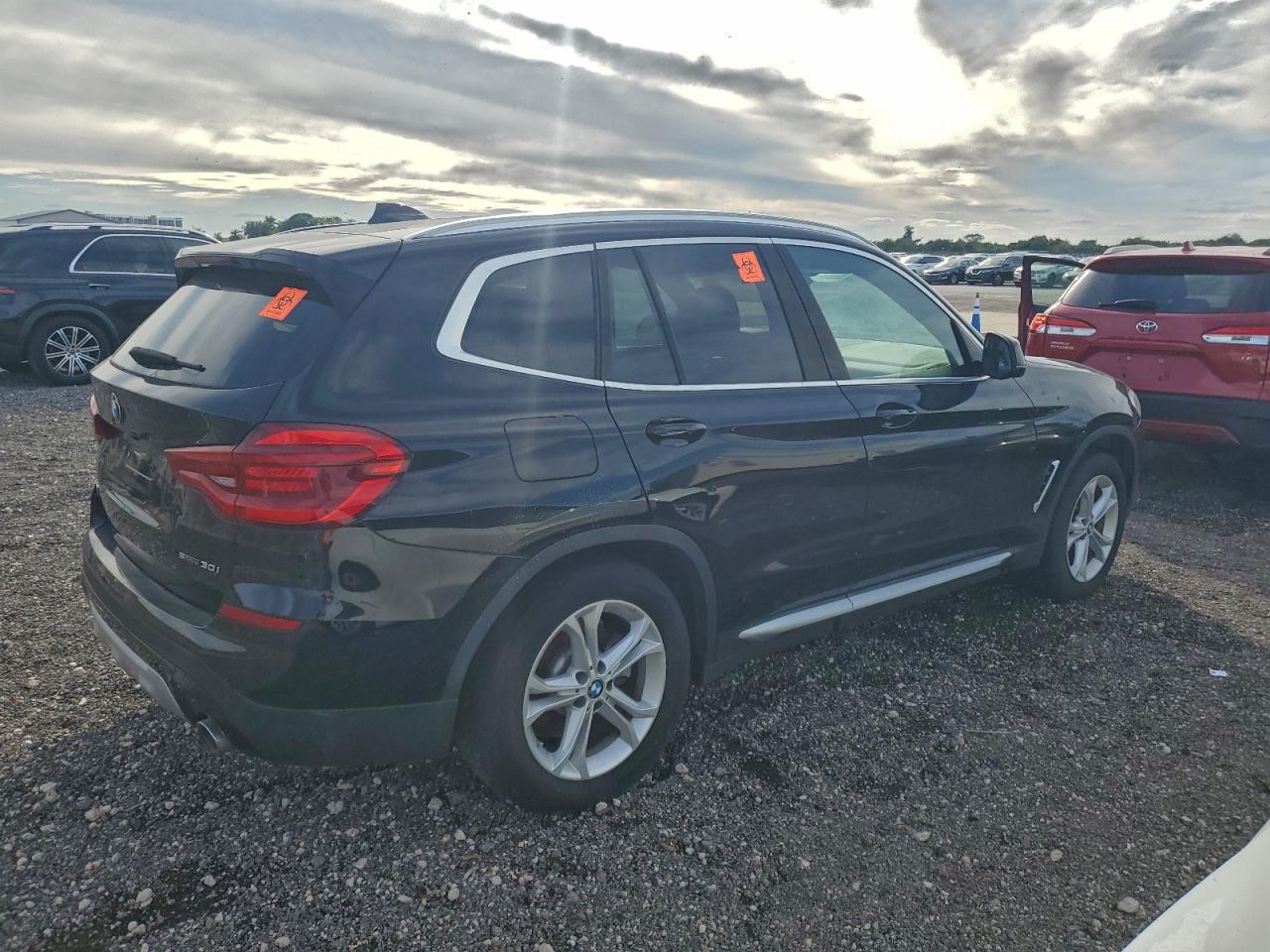 2019 BMW X3 SDRIVE30I photo 3