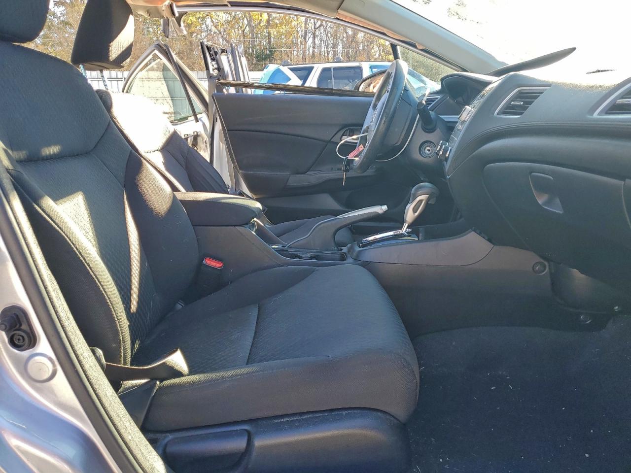 2015 HONDA CIVIC LX photo 7