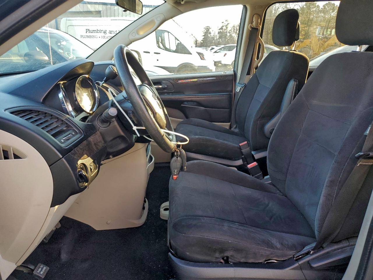 2011 DODGE GRAND CARAVAN EXPRESS photo 7