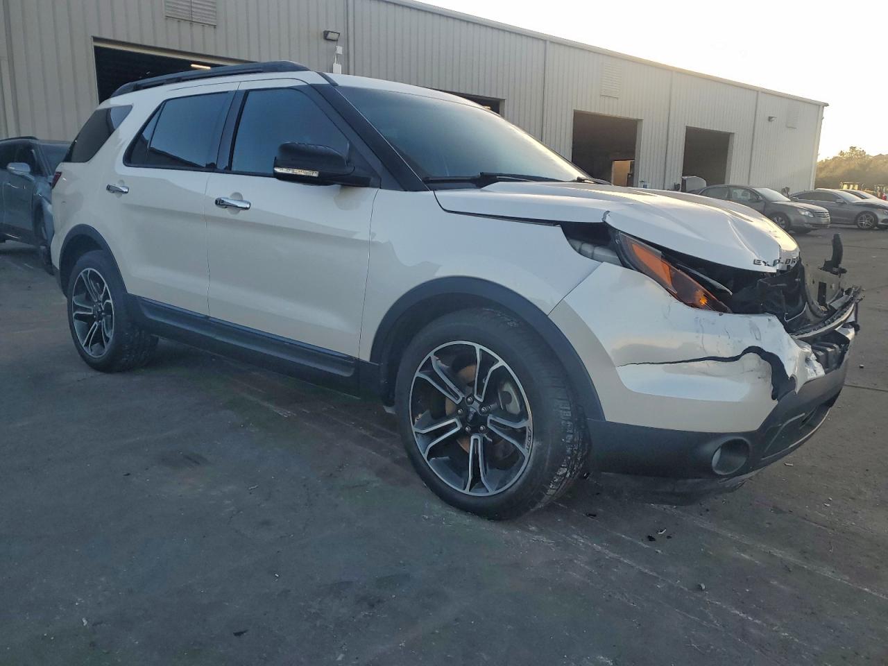 2014 FORD EXPLORER SPORT photo 4