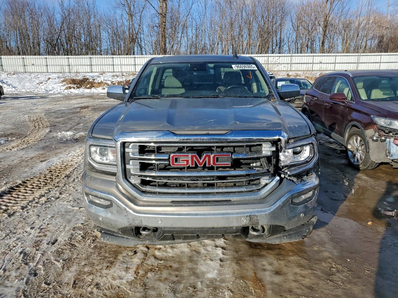 2017 GMC SIERRA K1500 SLT photo 5