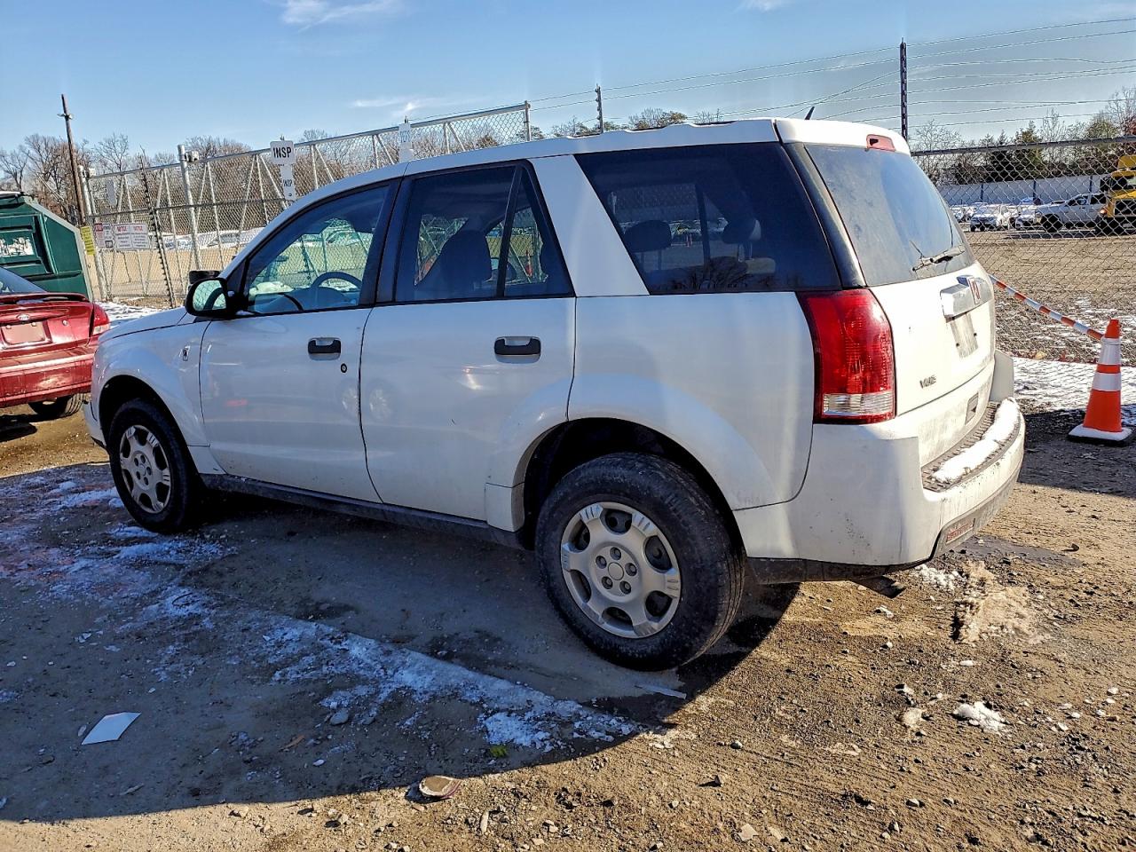 2007 SATURN VUE photo 2
